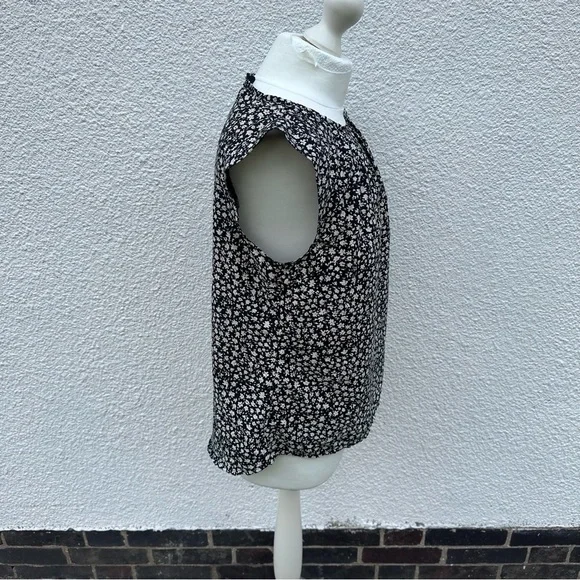 PEACOCKS Black Floral Blouse Size 12 - Picture 10 of 12